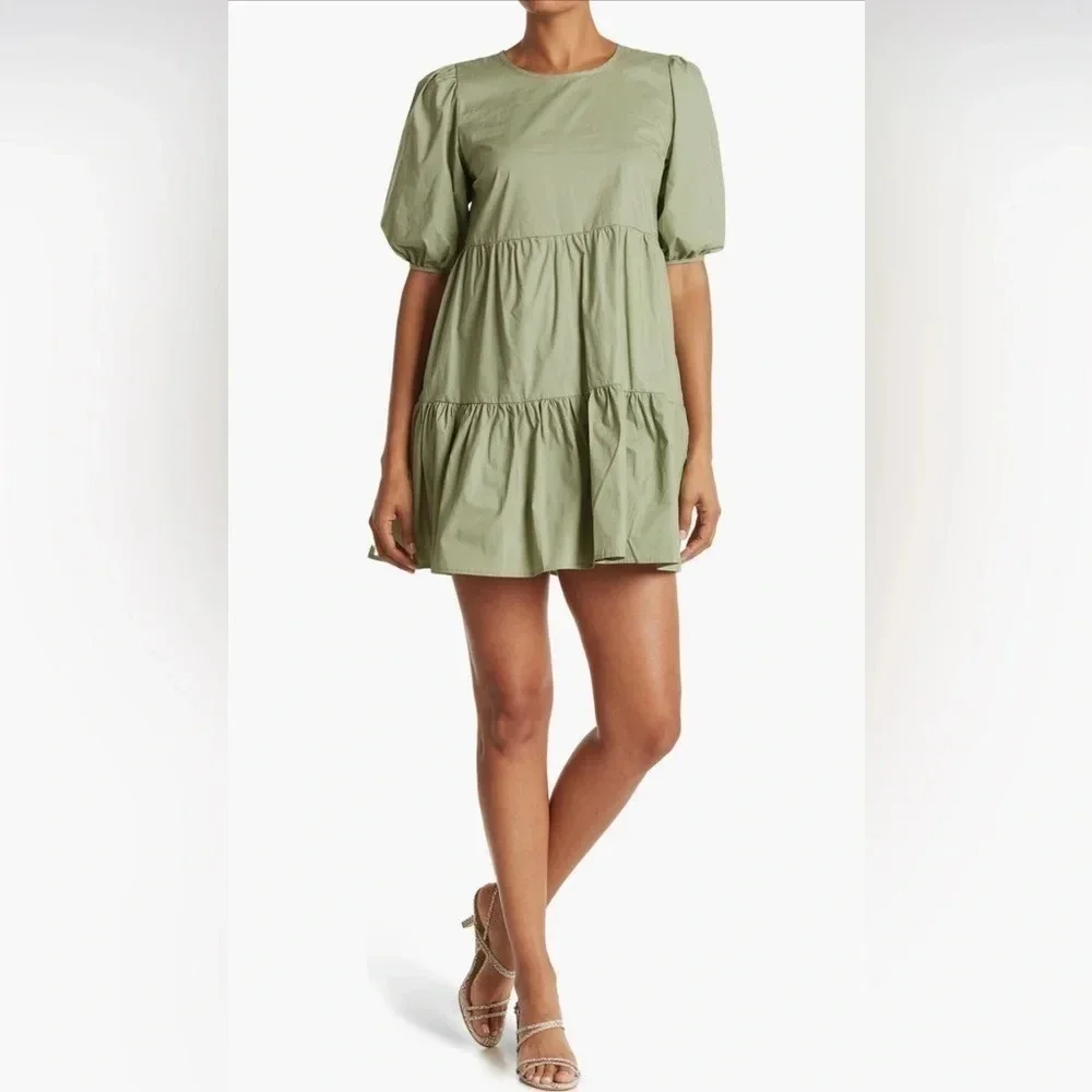 Know one Cares Poplin short sleeve Tiered mini Dress size S (B3)